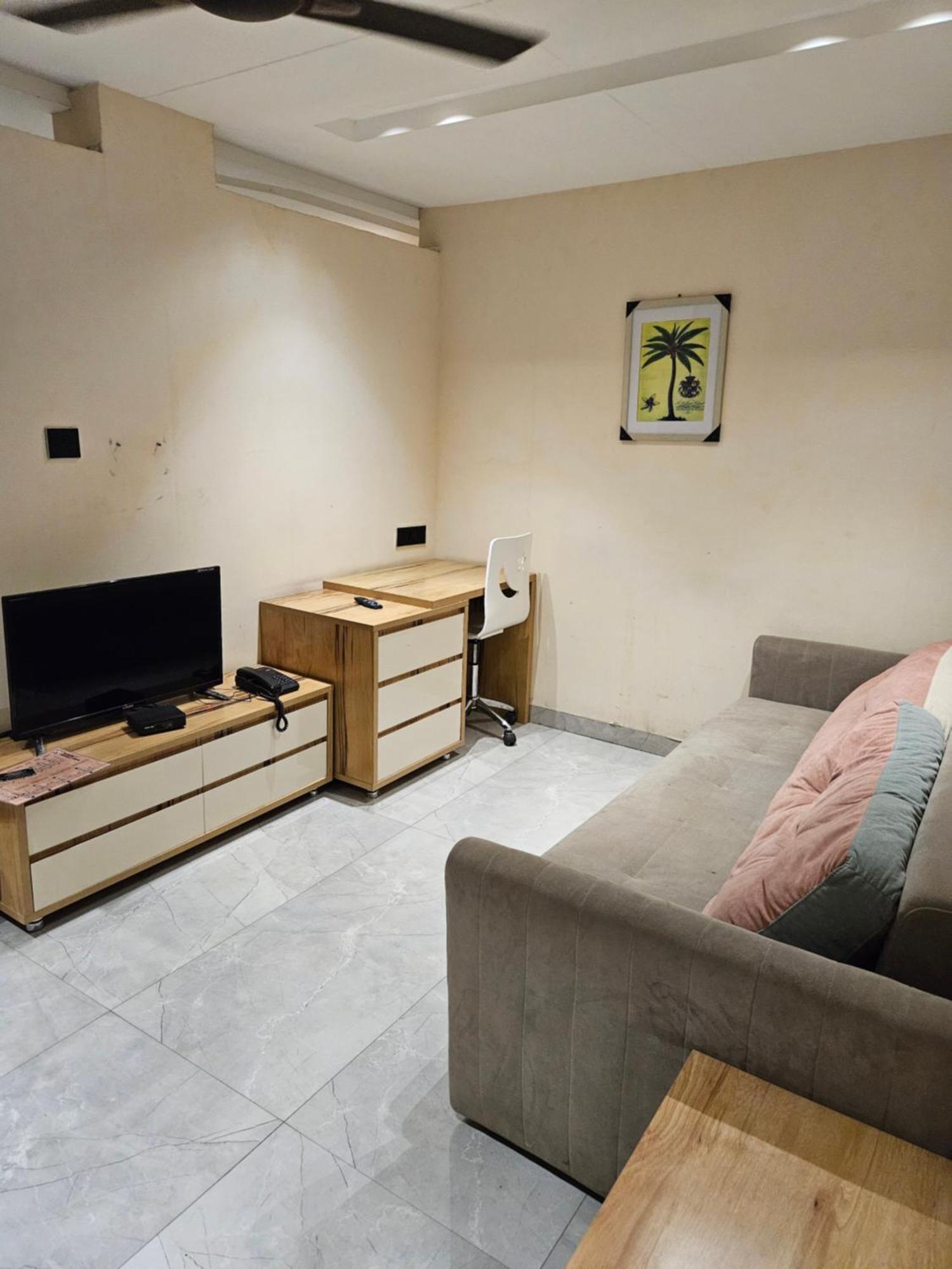 Stayez Studio Apartments インドール エクステリア 写真