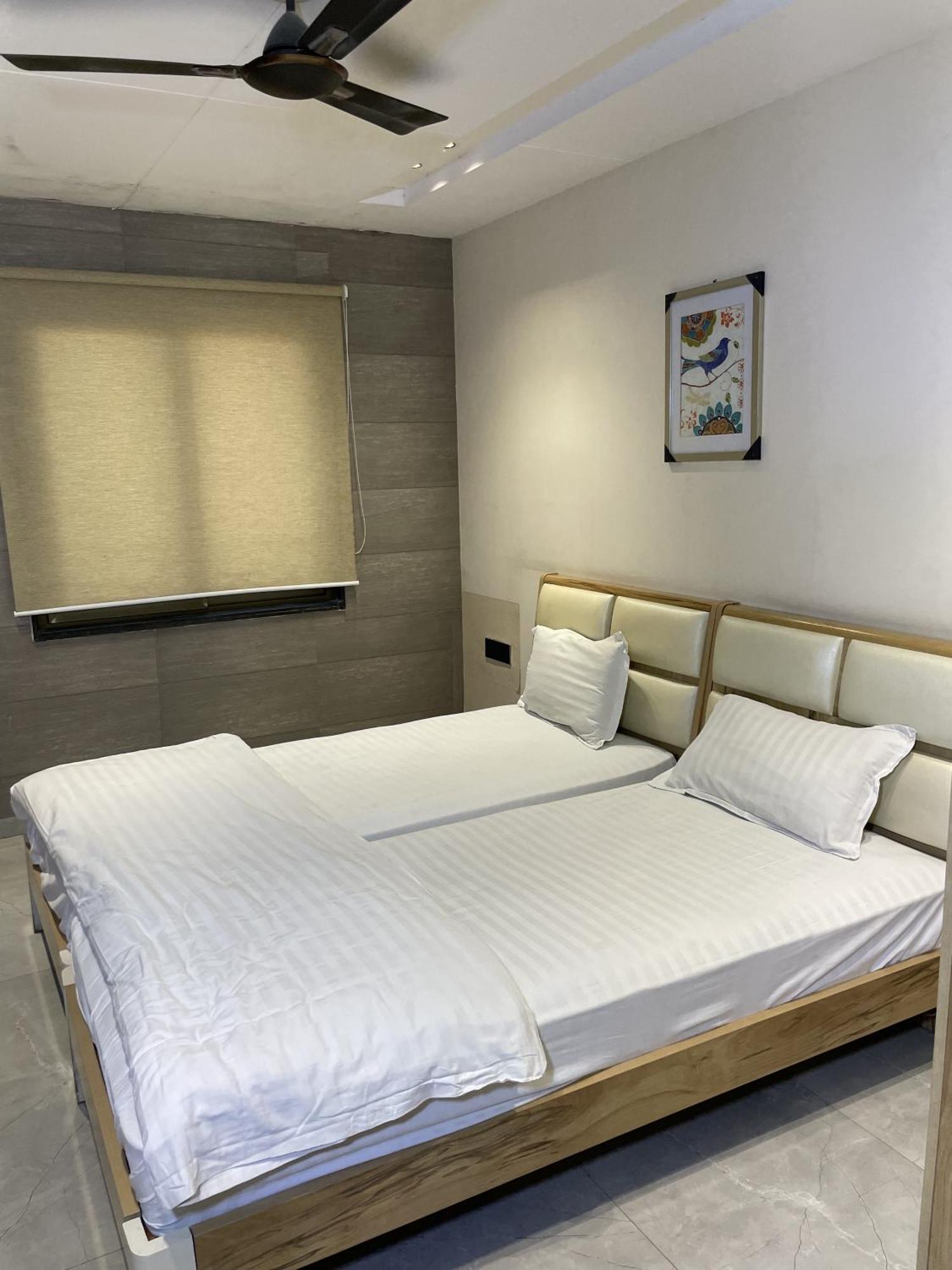 Stayez Studio Apartments インドール エクステリア 写真